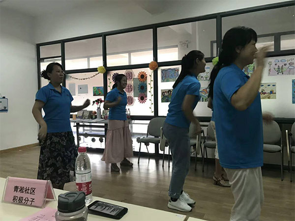 免费的十八款禁用APP團隊社區展示（shì）才（cái）藝